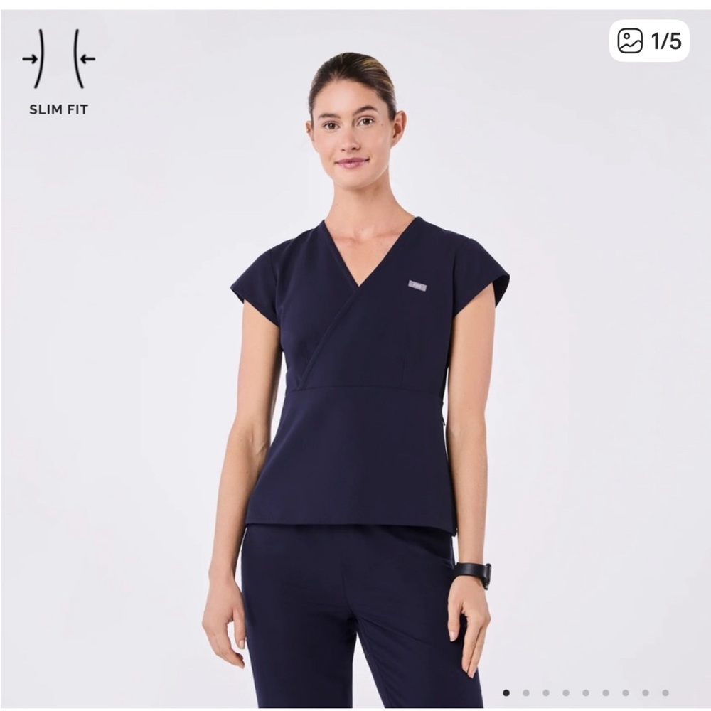 Figs Women's Navy Tivoli Slim Surplice Peplum Scrub Top Medium